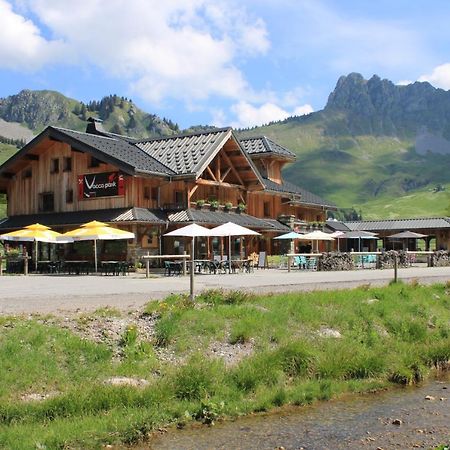 Chalet Hotel Vaccapark Le Praz de Lys Bagian luar foto