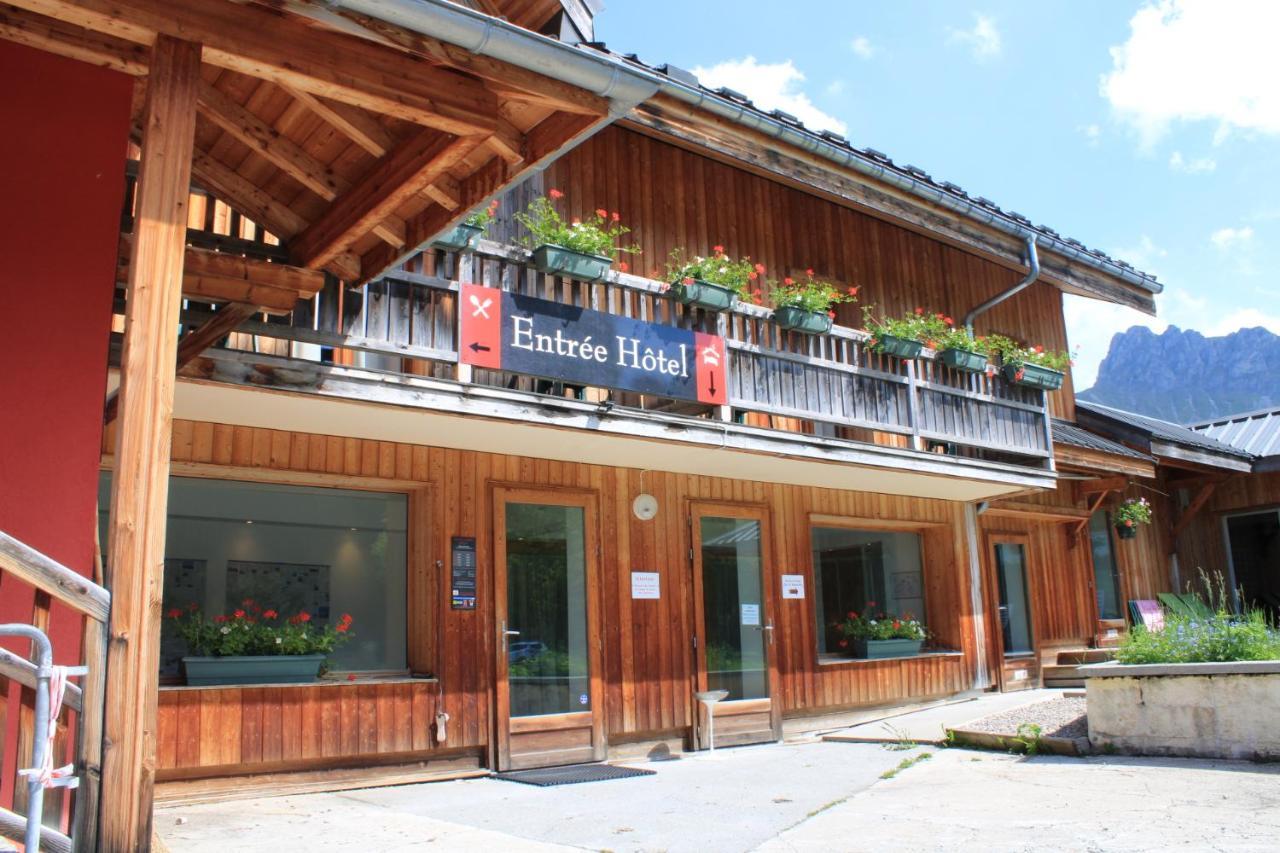 Chalet Hotel Vaccapark Le Praz de Lys Bagian luar foto