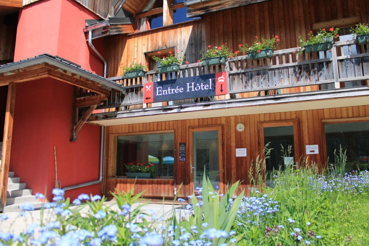 Chalet Hotel Vaccapark Le Praz de Lys Bagian luar foto